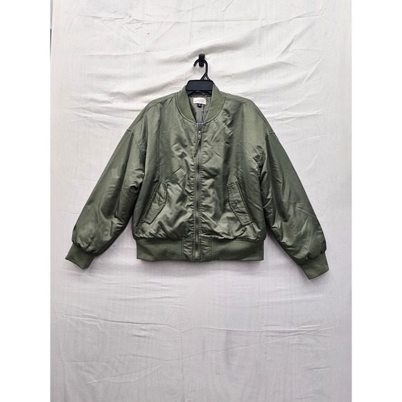 Universal Thread Jackets & Blazers - Universal Thread Womens Bomber Jacket Olive Nylon Blend Casual Size Medium